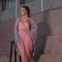 Mix weave signature Shrug